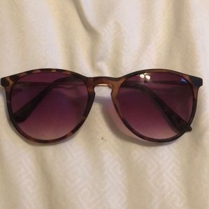 Round Tortoise Sunglasses
